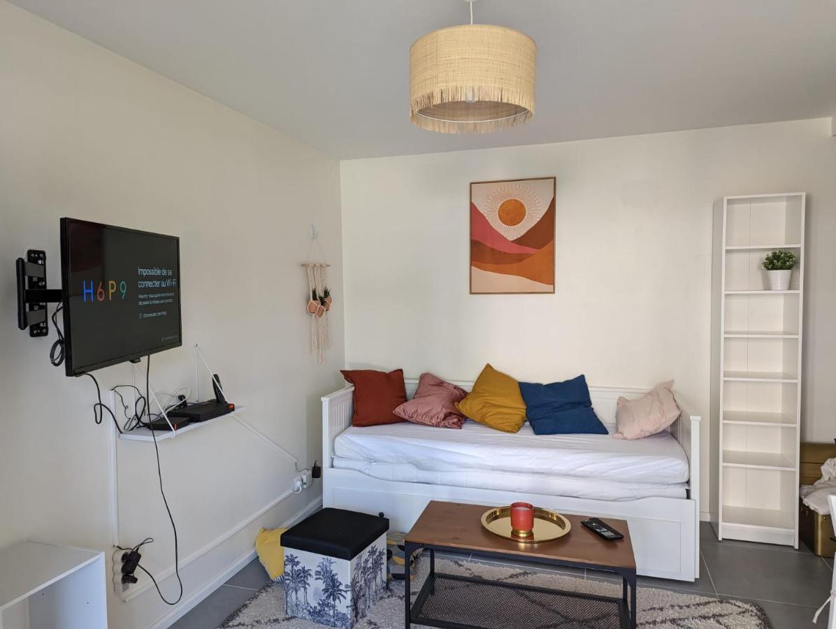 Studio Rambouillet, Parc & Foret Apartment Екстериор снимка